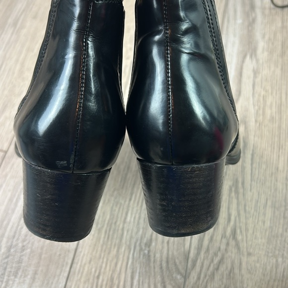 Tod’s semi-glossy leather black pull on booties 40.5 - Picture 7 of 10